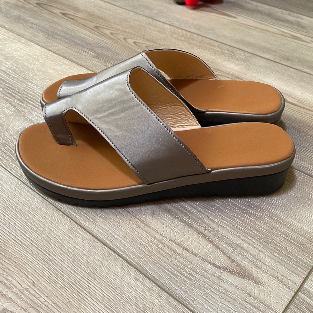 Wedge sandals